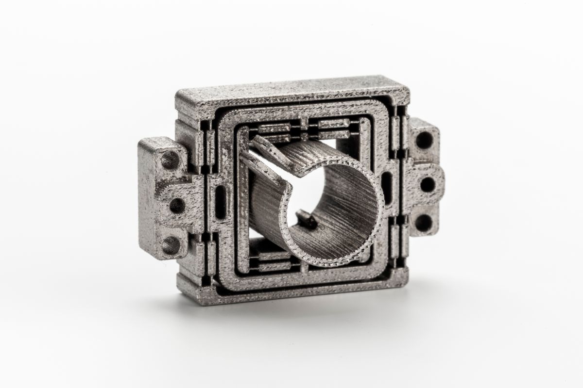 3Dプリンティングによるアモルファス合金製フレクシャ機構とコンプライアントシステム